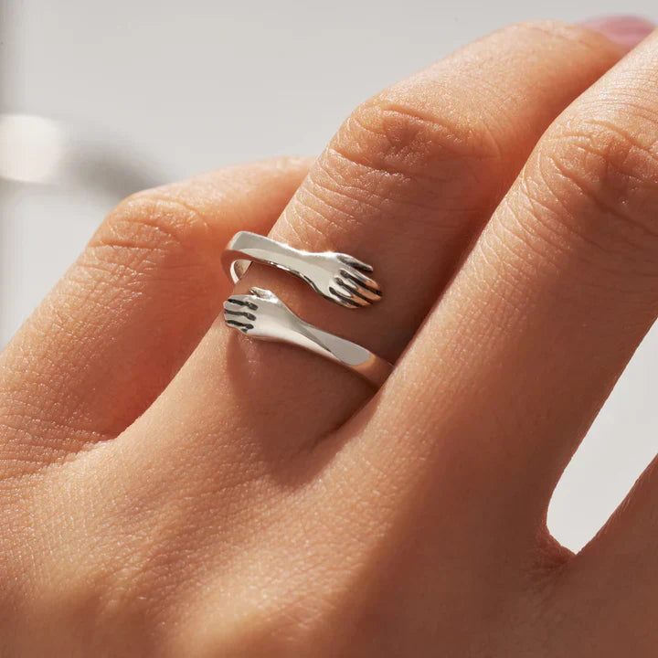 Rose Box & Hug Ring