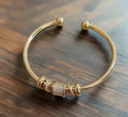 1+1 Offer: Triangular Hollow Earrings With Pearls + Adjustable Bracelet With Golden Charms